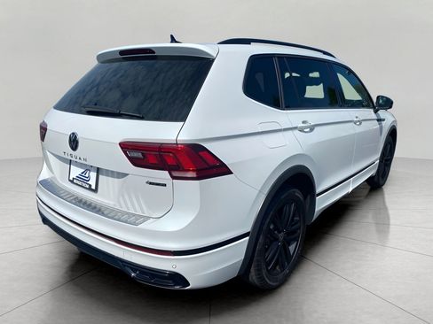 Used 2022 Volkswagen Tiguan SE R-Line AWD/4WD image 13