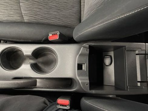 Used 2014 Nissan Sentra SV image 40