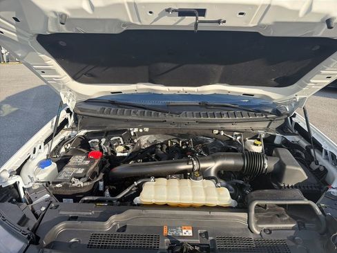 Used 2025 Ford Expedition Max Platinum image 13