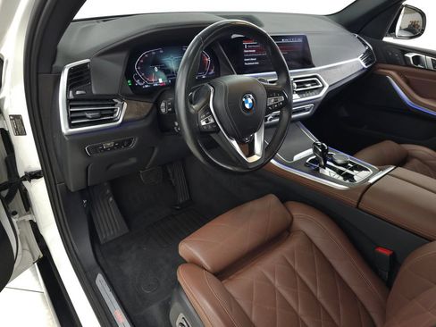 Certified 2023 BMW X5 xDrive40i w/ Luxury Seating Package AWD/4WD image 15