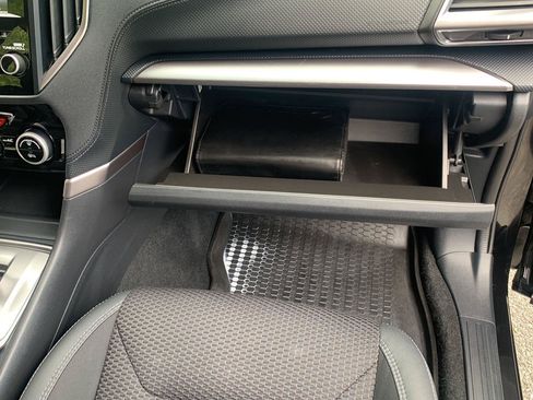 Used 2019 Subaru Forester Premium AWD/4WD image 13