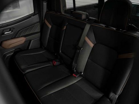 Used 2025 GMC Canyon AT4 w/ Nightfall Edition image 9