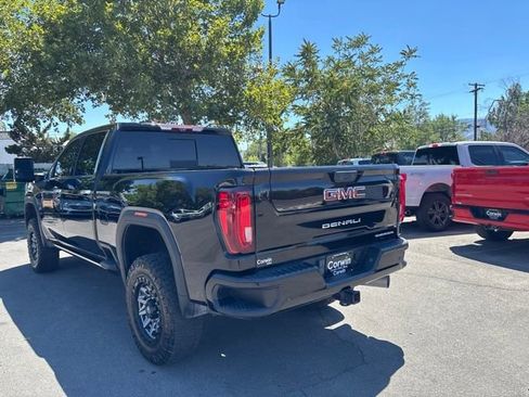 Used 2021 GMC Sierra 2500 Denali w/ Denali Black Diamond Edition AWD/4WD image 6