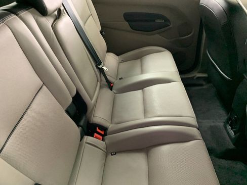 Used 2014 Ford Transit Connect XLT image 18