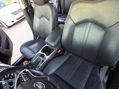 Used 2015 Cadillac SRX Performance w/ Driver Awareness Package AWD/4WD image 28