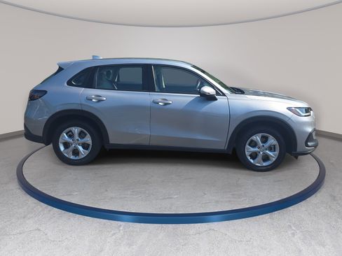 Used 2024 Honda HR-V LX image 4