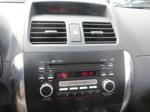 Used 2008 Suzuki SX4 Sport image 16