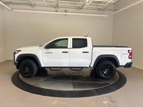 Used 2024 Chevrolet Colorado Trail Boss w/ Advanced Trailering Package AWD/4WD image 7