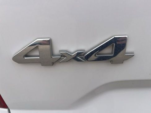 Used 2019 Toyota Tundra SR5 w/ SR5 Upgrade Package image 12