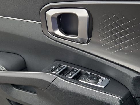 Used 2025 Kia Sorento EX w/ Panoramic Sunroof Package FWD image 23