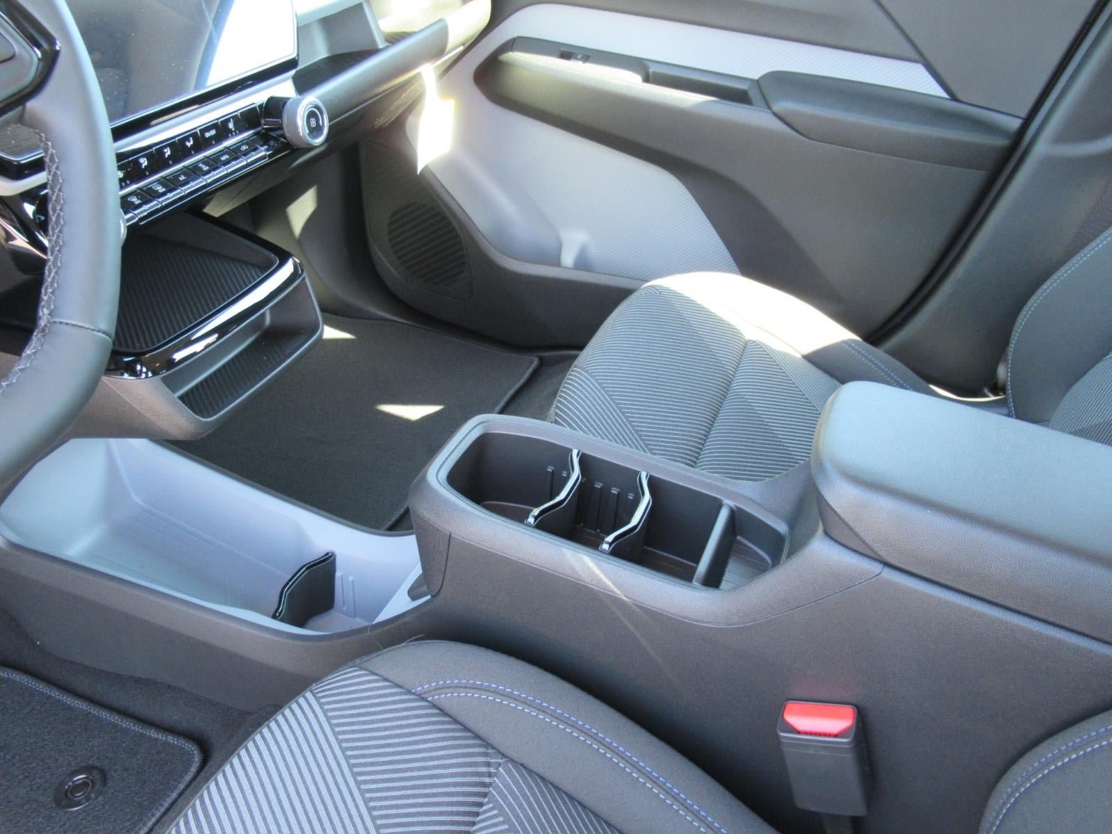 New 2027 Chevrolet Bolt LT w/ Comfort Package FWD image 15