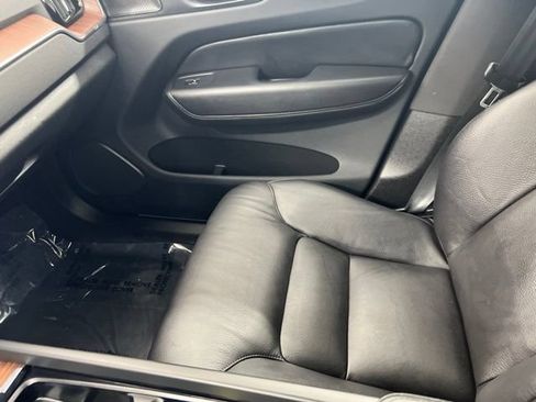 Used 2024 Volvo XC60 B5 Plus w/ Climate Package AWD/4WD image 20