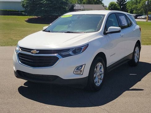 Used 2018 Chevrolet Equinox LT FWD image 2