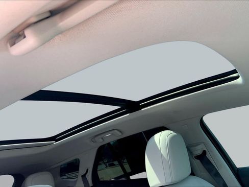 Used 2024 Honda Prologue Touring image 13