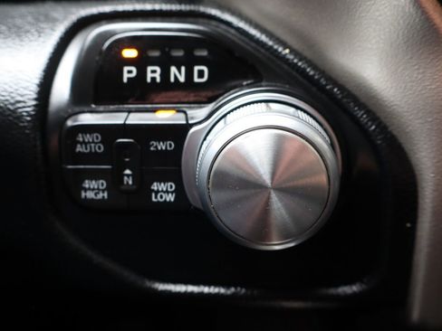 Used 2019 RAM 1500 Laramie AWD/4WD image 35