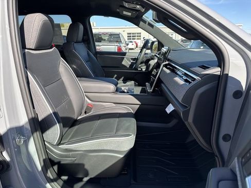 New 2026 GMC Sierra EV Elevation image 27
