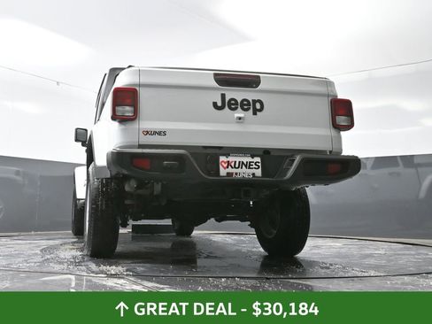Used 2022 Jeep Gladiator Sport image 57