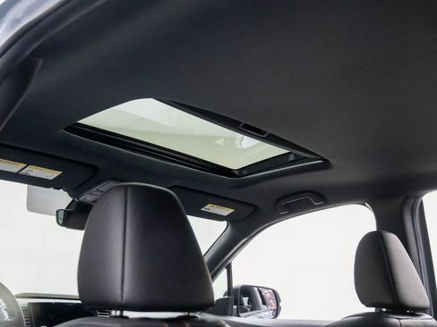 Certified 2023 Honda Passport TrailSport image 17