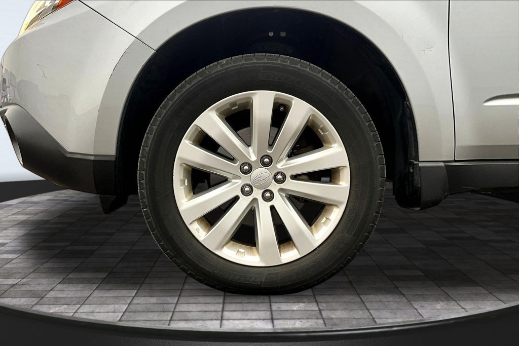 Used 2013 Subaru Forester 2.5X Premium w/ Popular Pkg 2 AWD/4WD image 35