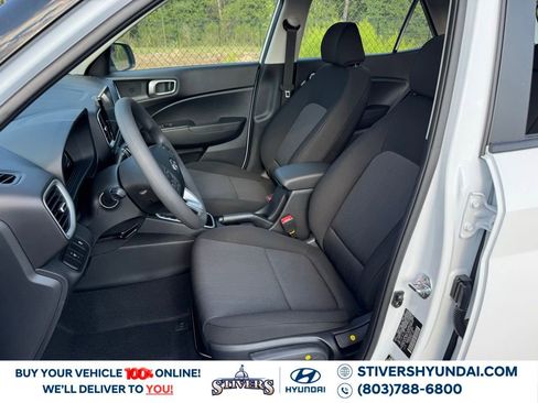 New 2026 Hyundai Venue SE image 16