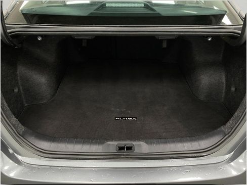 Certified 2025 Nissan Altima 2.5 SV FWD image 5