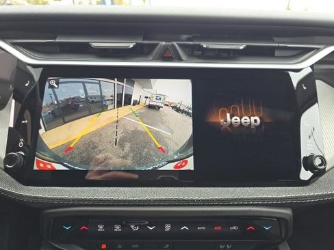 New 2026 Jeep Cherokee Laredo AWD/4WD image 19