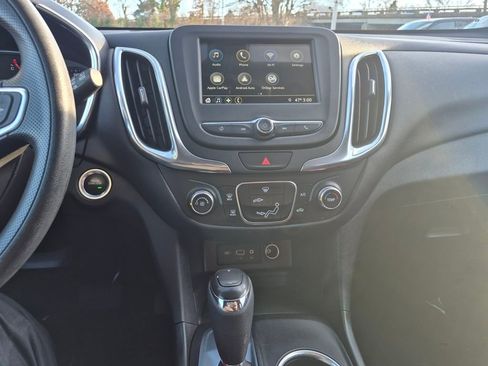Used 2019 Chevrolet Equinox LT image 16