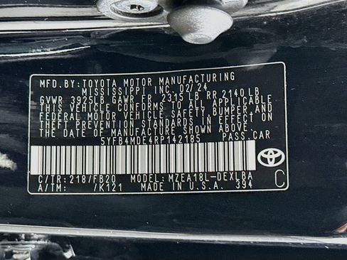 Used 2024 Toyota Corolla LE FWD image 12