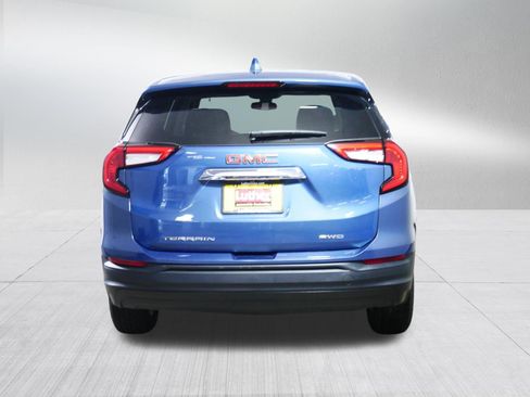 Used 2024 GMC Terrain SLE AWD/4WD image 6