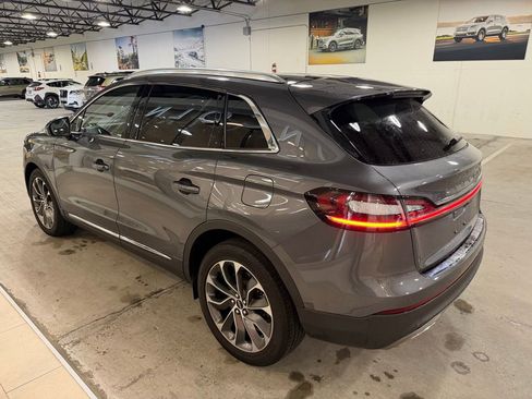 Used 2022 Lincoln Nautilus Reserve AWD/4WD image 14