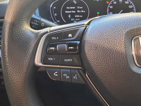 Used 2018 Honda Accord LX image 18