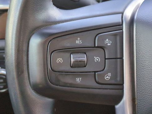 Used 2024 GMC Sierra 2500 SLT w/ SLT Premium Package image 26