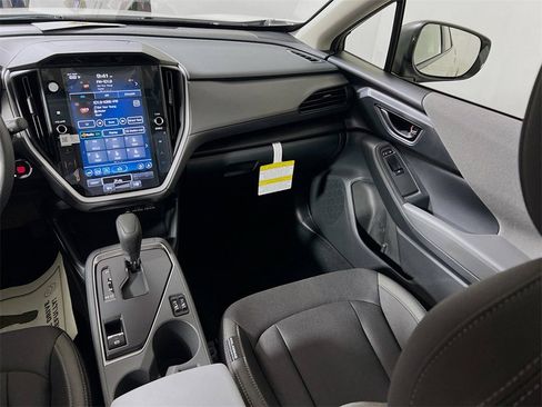 New 2025 Subaru Crosstrek 2.0i Premium image 19