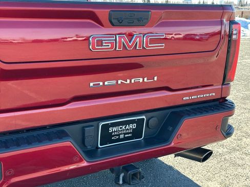 Certified 2024 GMC Sierra 2500 Denali AWD/4WD image 13