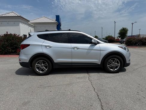 Used 2018 Hyundai Santa Fe Sport w/ 2.4L Value Package 02 FWD image 8