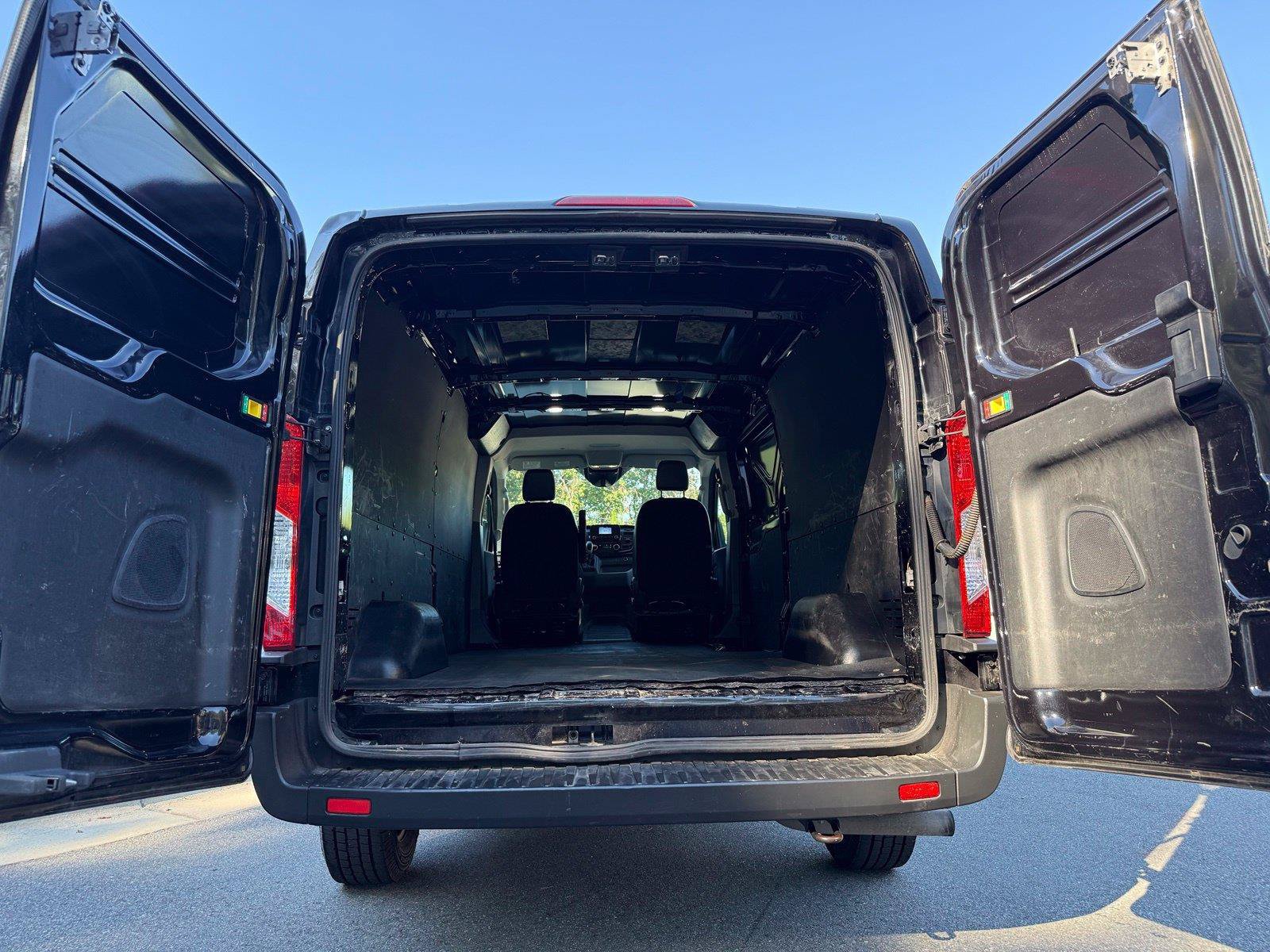 Used 2021 Ford Transit 250 Low Roof w/ Load Area Protection Package RWD image 12