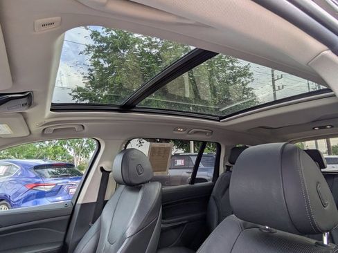 Used 2021 BMW X7 xDrive40i w/ Parking Assistance Package image 14