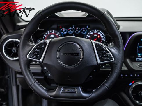 Used 2017 Chevrolet Camaro SS image 31