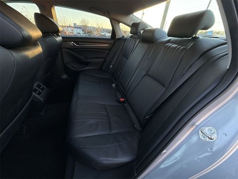Used 2018 Honda Accord EX-L image 24