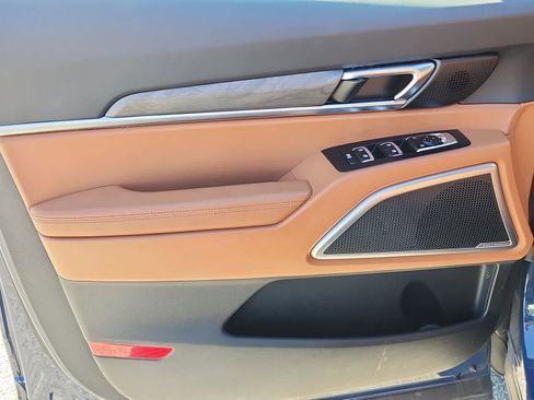 Used 2025 Kia Telluride EX X-Line image 10