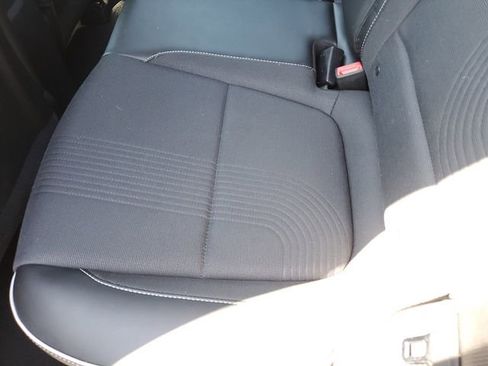 Certified 2023 Hyundai Venue Limited FWD image 14