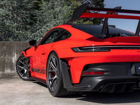 Certified 2025 Porsche 911 GT3 RS RWD image 27