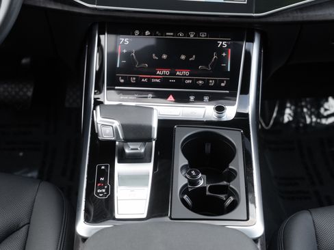 Certified 2024 Audi Q7 3.0T Prestige w/ Prestige Package image 17