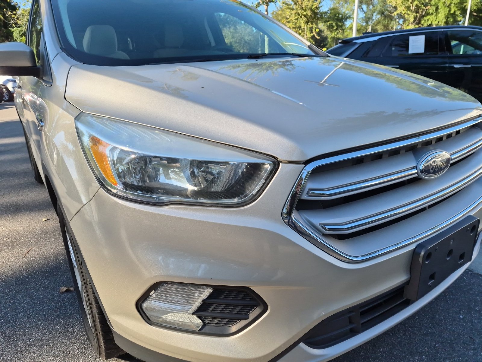 Used 2018 Ford Escape SE AWD/4WD image 9