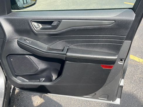 Used 2025 Ford Escape Active w/ Cold Weather Package image 22