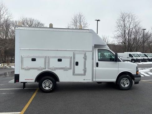 New 2025 Chevrolet Express 3500 w/ Power Convenience Package image 13