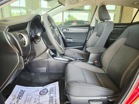 Used 2019 Toyota Corolla LE FWD image 12