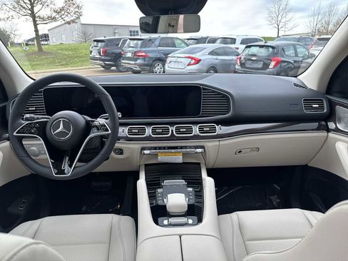 New 2026 Mercedes-Benz GLE 450 4MATIC image 13