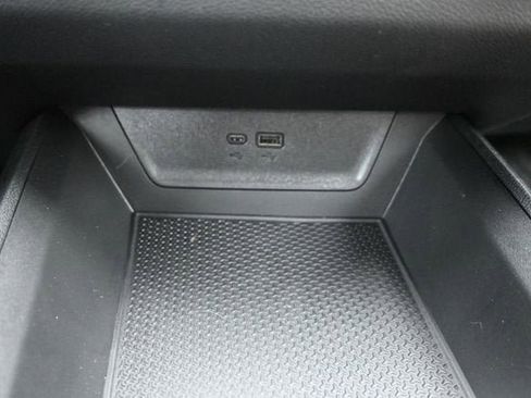 New 2026 Chevrolet Equinox ACTIV w/ Convenience Package III FWD image 30