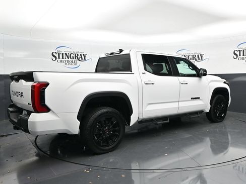 Used 2025 Toyota Tundra SR5 w/ SR5 Premium Package AWD/4WD image 7